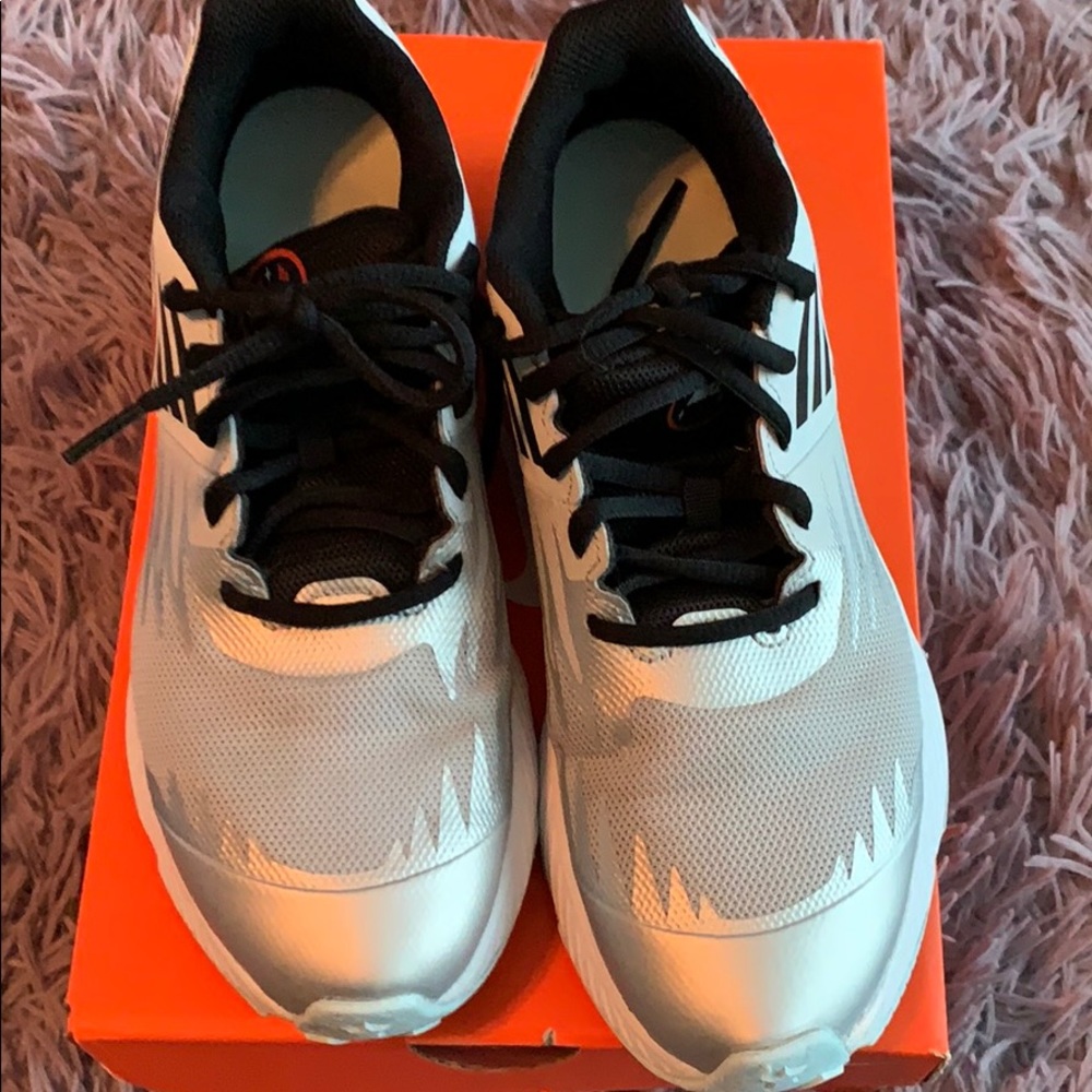 Big Boys Nike sneakers